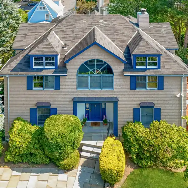 BEAUTIFULLY UPDATED COLONIAL ON A COVETED CUL-DE-SAC