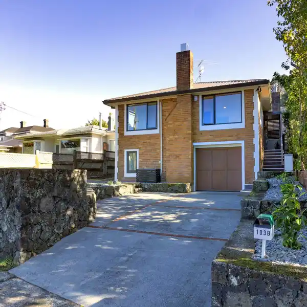 RECENTLY REFURBISHED SEMI-ATTACHED HOME