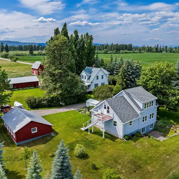 ENCHANTING MONTANA HOMESTEAD