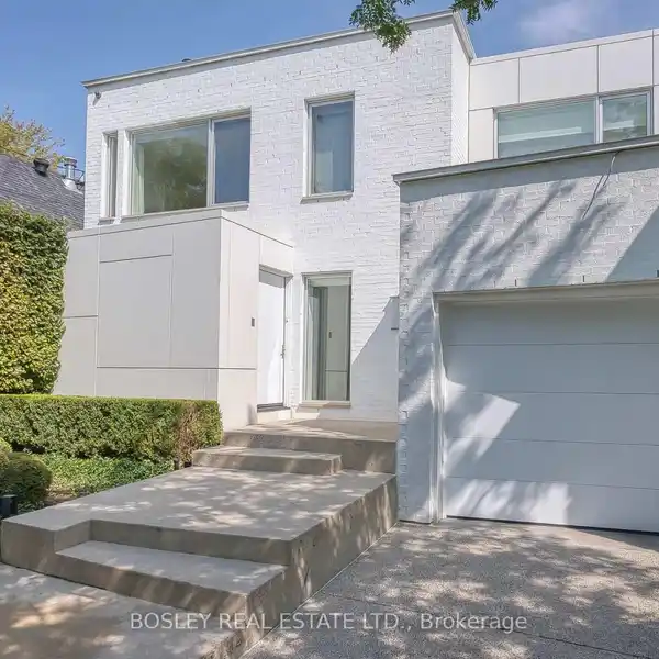 EXCEPTIONAL CUSTOM RESIDENCE