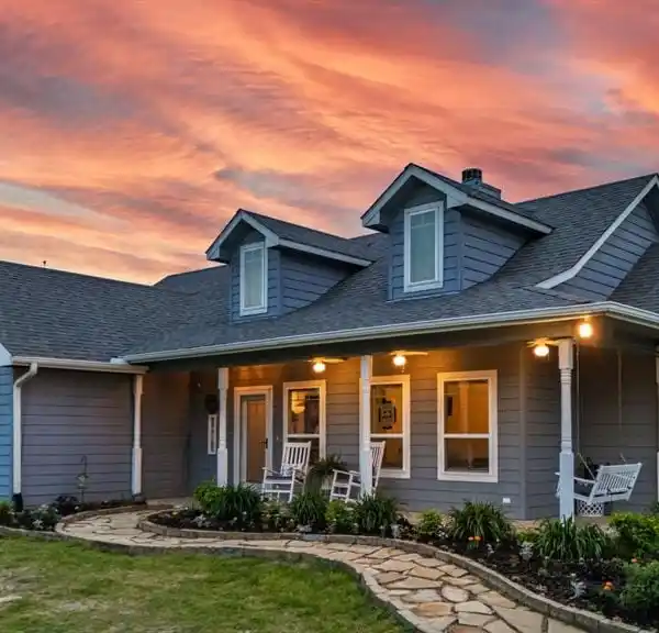 EXCEPTIONAL 35-ACRE PROPERTY