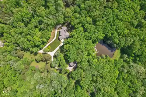 Retreat to Dogwoods Estate’s Lakeside Paradise