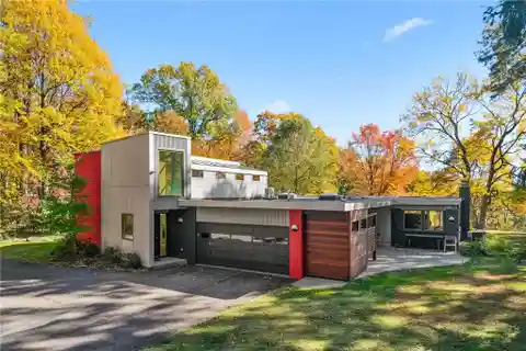 17-Acre Retreat Bordering Hartwood Acres Park