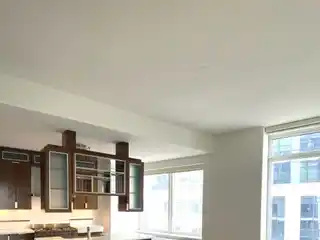Expansive Upscale Rental