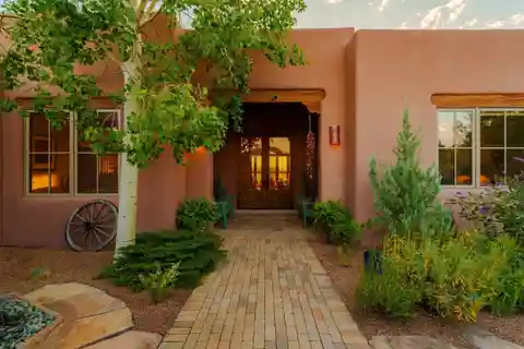 Timeless Santa Fe Elegance in Las Campanas