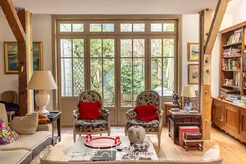 Industrial Charm with Contemporary Elegance