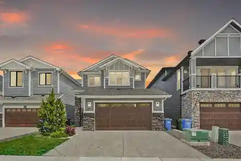 Thoughtfully Designed Stunner in a Coveted Community
