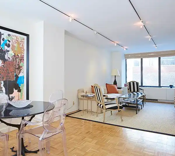 FABULOUS APARTMENT AT GREAT VALUE