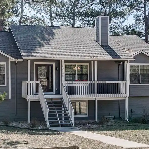 FIVE-ACRE HORSE PROPERTY