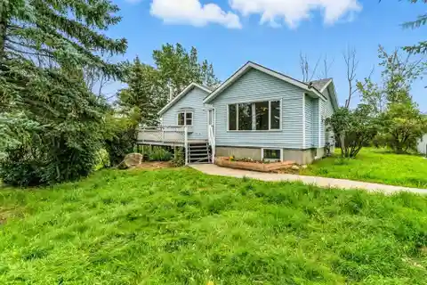 Solidly Built 1960’s Walk-Out Bungalow