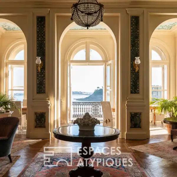 LUXURY VILLA IN AN ENCHANTING SETTING