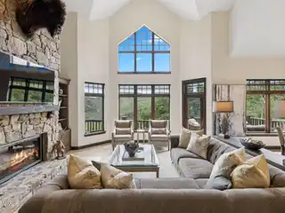 A Jewel in Founder's Preserve