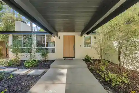 Beautifully Reimagined Mid-Century Modern Pool Home