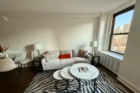 Classic Allure with a Sleek Modern Twist