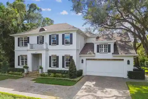 Elegant Bayfair Home Overlooking Private Pond