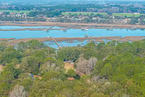 Nine-Plus Tranquil Acres