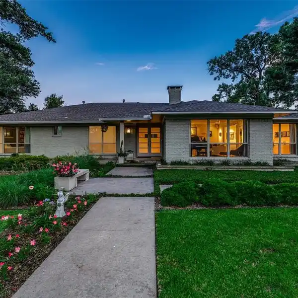 BEAUTIFULLY UPDATED AND REDESIGNED TRANSITIONAL HOME