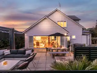 Quintessential Greenhithe: Timeless Elegance and Village Charm