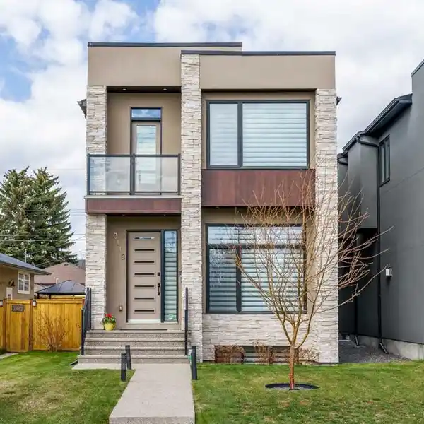 THOUGHTFULLY DESIGNED AND METICULOUSLY MAINTAINED HOME