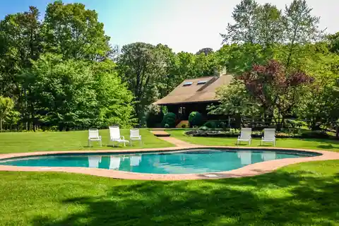Sunny and Private Family Oasis