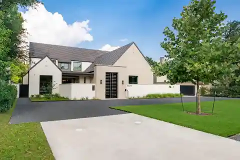 Artfully Crafted Luxury Estate