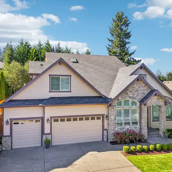 CUSTOM HOME IN UPSCALE LACAMAS ESTATE NEIGHBORHOOD