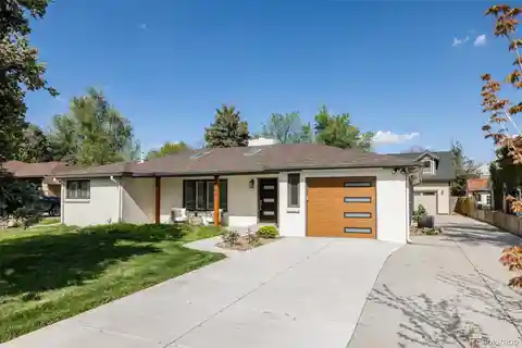 Unique Property with Accessory Unit