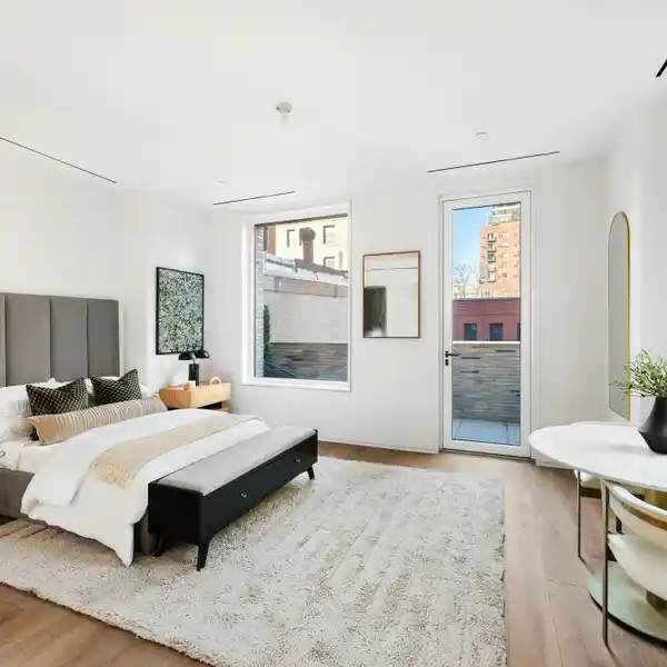 CORNER STUDIO WITH A PRIVATE TERRACE