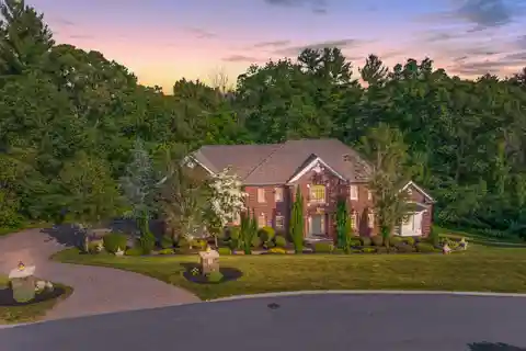 Refined Grand Colonial