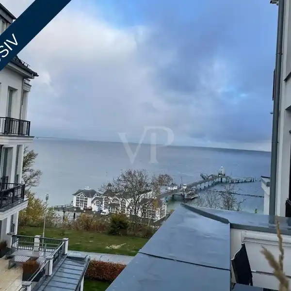 AWESOME APARTMENT WITH SEA VIEWS