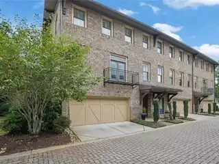 Stunning Brownstone in the Coveted Providence Community