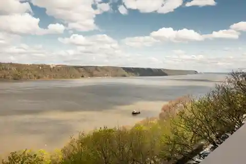 Three-unit Property with Magical Views