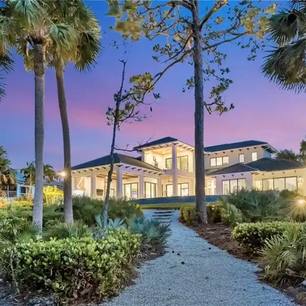 NEW CUSTOM WATERFRONT ESTATE HOME