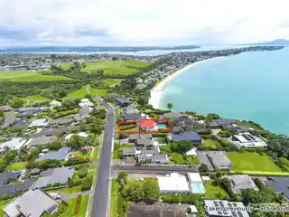 Fantastic Opportunity on Prestigious Bleakhouse Road