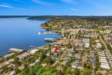 Unparalleled Downtown Luxury Living