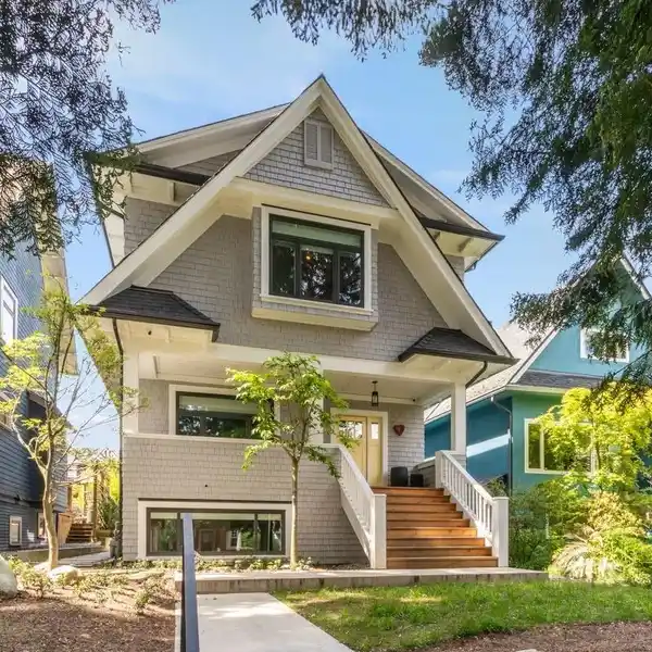 COMPLETELY TRANSFORMED CHARACTER HOME