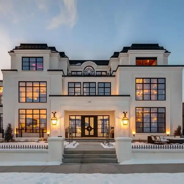 A WHIMSICAL YET REFINED FAMILY RETREAT