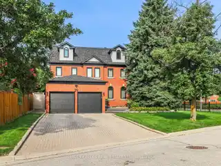 Spectacularly Renovated Home on a Premium Cul-de-sac