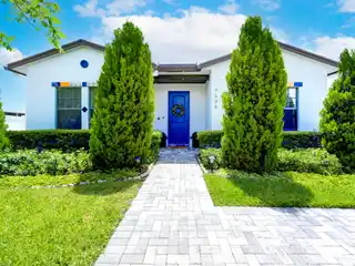 West Indies-style Residence Is Desirable Southend
