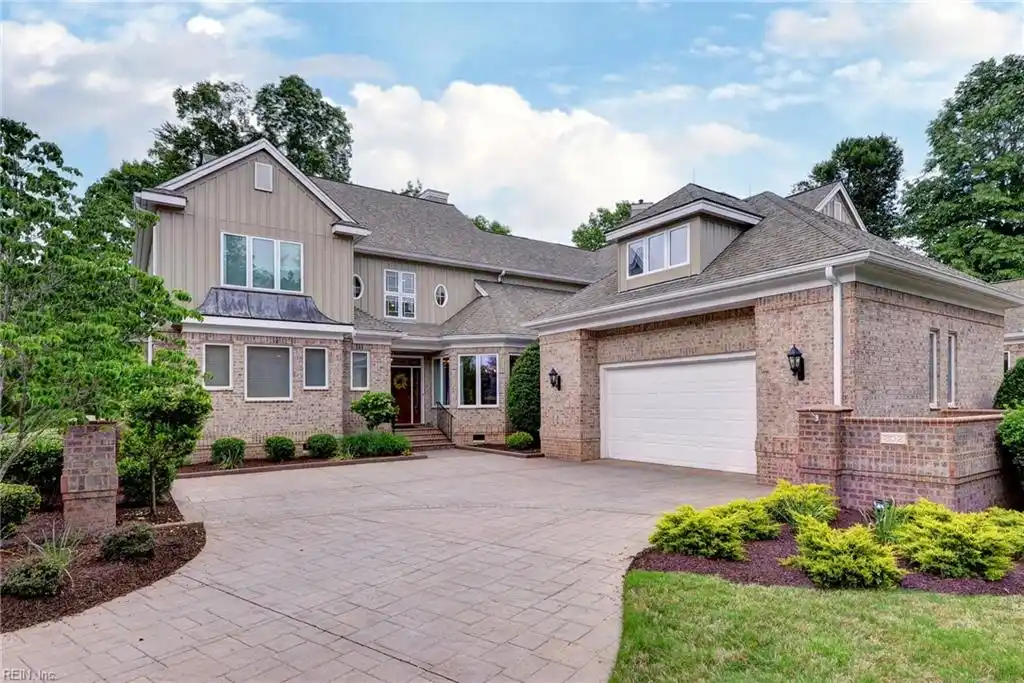 Updated Home in Sought-after Kingsmill