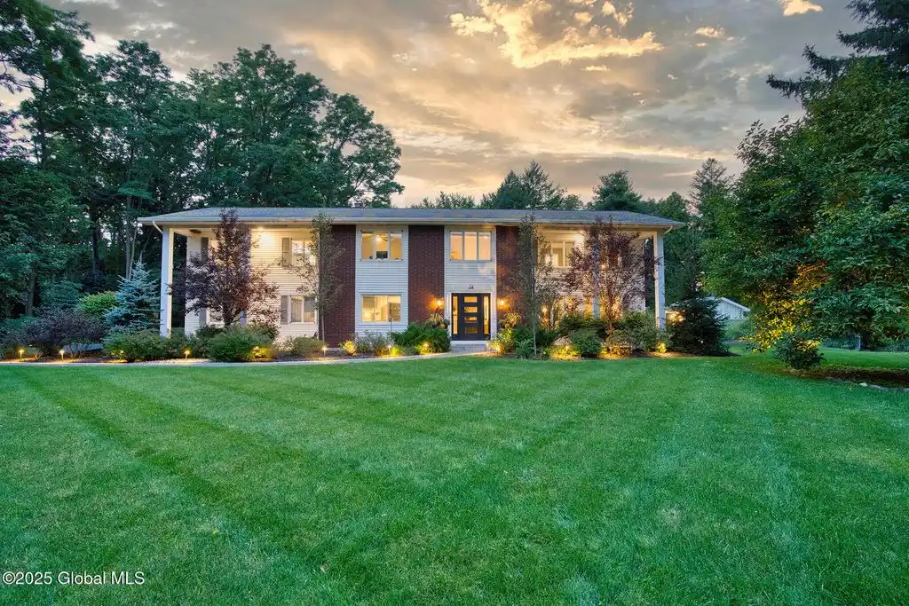 Sophistication and Comfort on 1.3 Acres