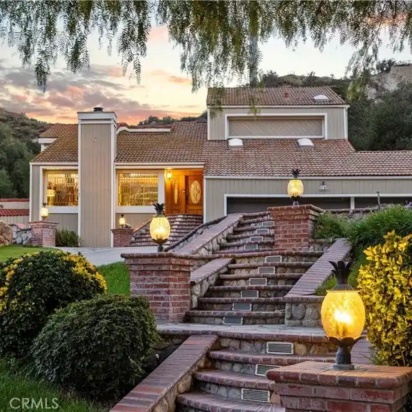 PRIVATE OASIS IN RANCHO LA SALLE