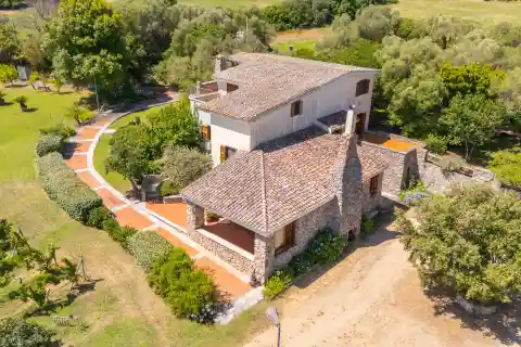 Charming Country House Inspired by the Gallura Tradition