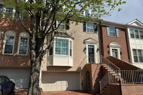 Beautifully Updated Townhome in Bethesda