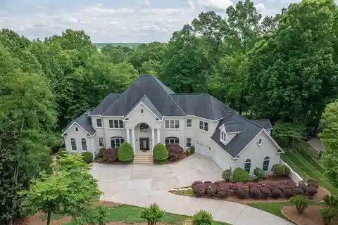 Gorgeous Home with Breathtaking Golf Course Views