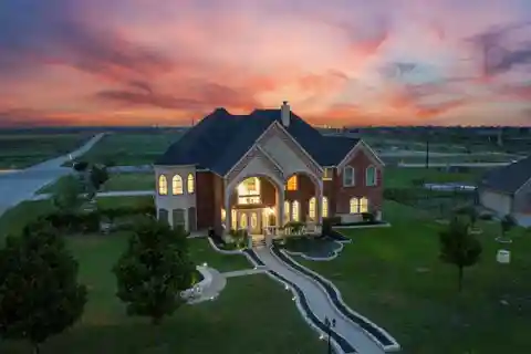 Texas Luxury Estate with Private Saltwater Pool