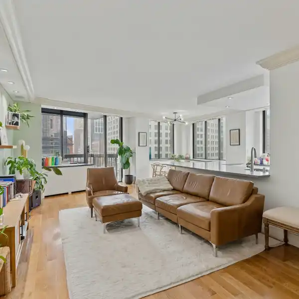 MADISON GREEN CONDO FOR RENT