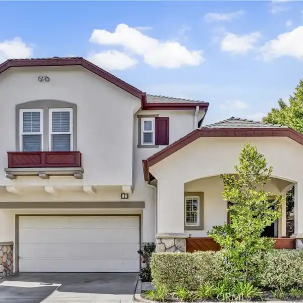 BEAUTIFUL DETACHED HOME IN LADERA RANCH
