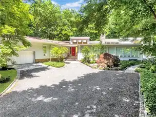 Unique Gem on 3.6 Private Acres