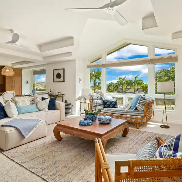 BEAUTIFULLY FURNISHED TWO BEDROOM TOWNHOME